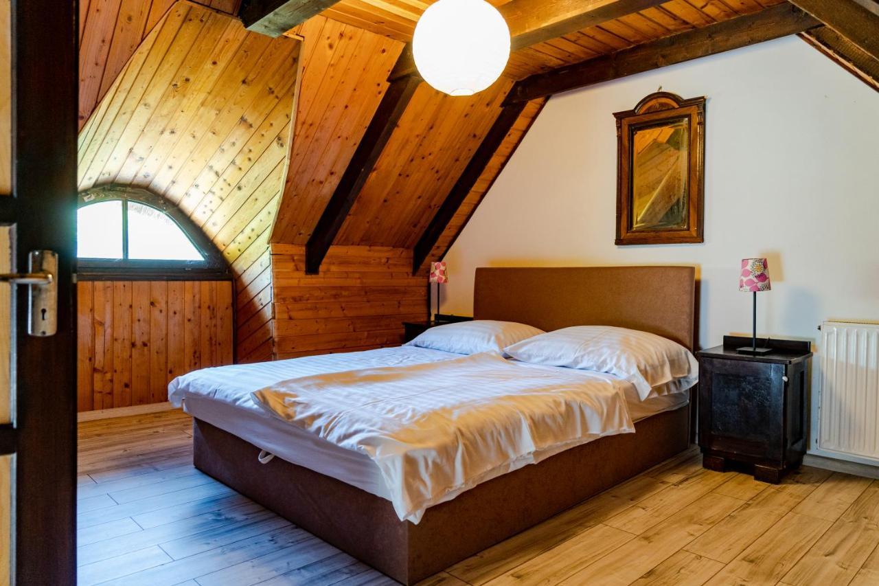 Hotel Bohem Birtok Es Csarda Zamárdi Exterior foto